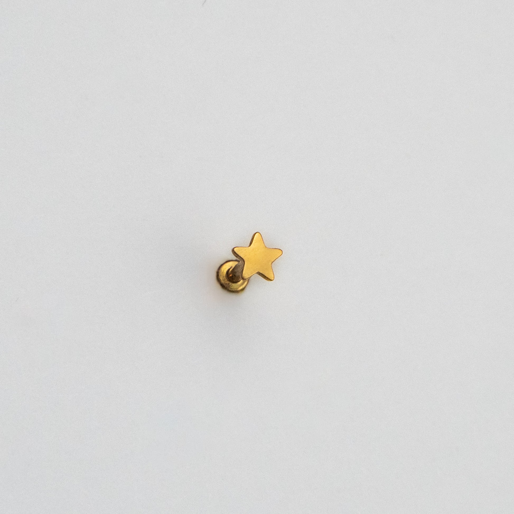 STAR FLATBACK STUD