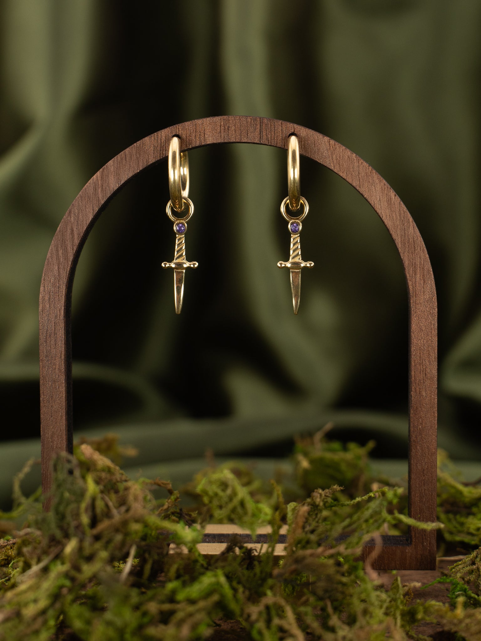 GEM HILTED SWORD HOOPS