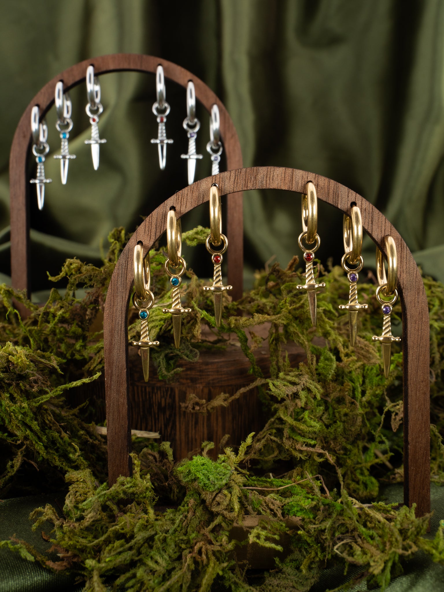 GEM HILTED SWORD HOOPS